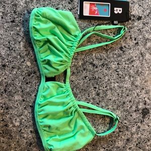 BLACKBOUGH PAIGE TOP IN BABY GREEN